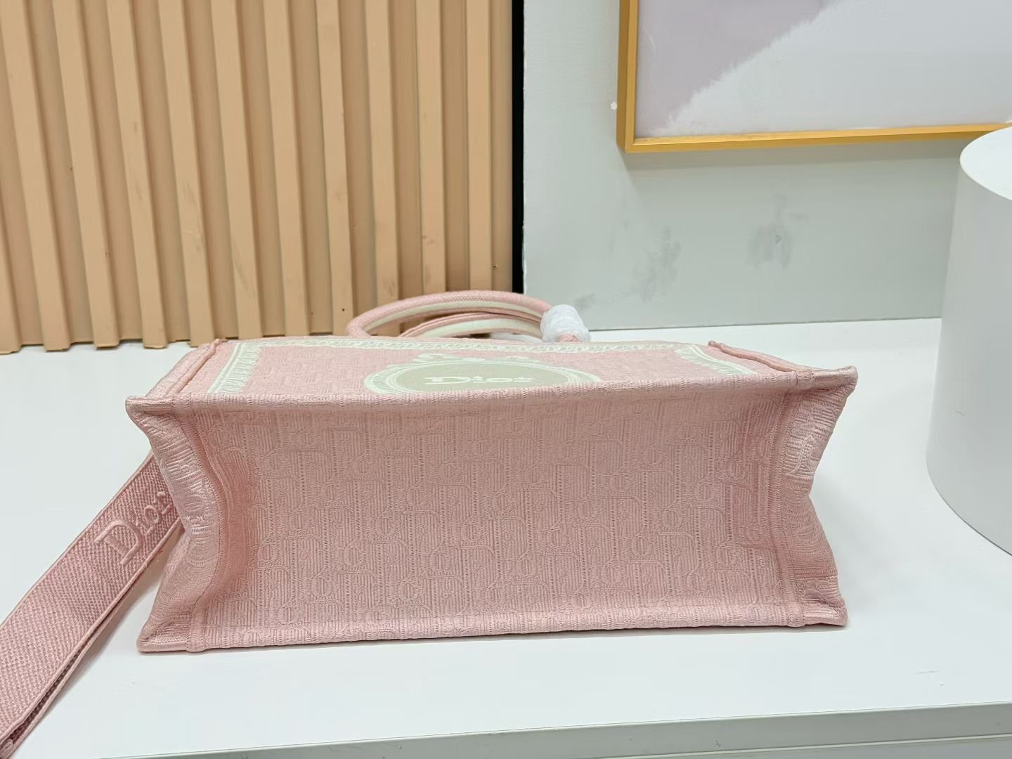 Dior Book Tote mediano con bandolera - Imagen 7