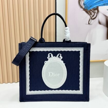 Dior Book Tote grande con bandolera