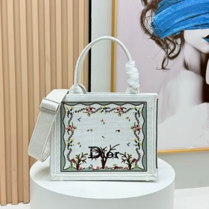 Dior Book Tote pequeño con bandolera