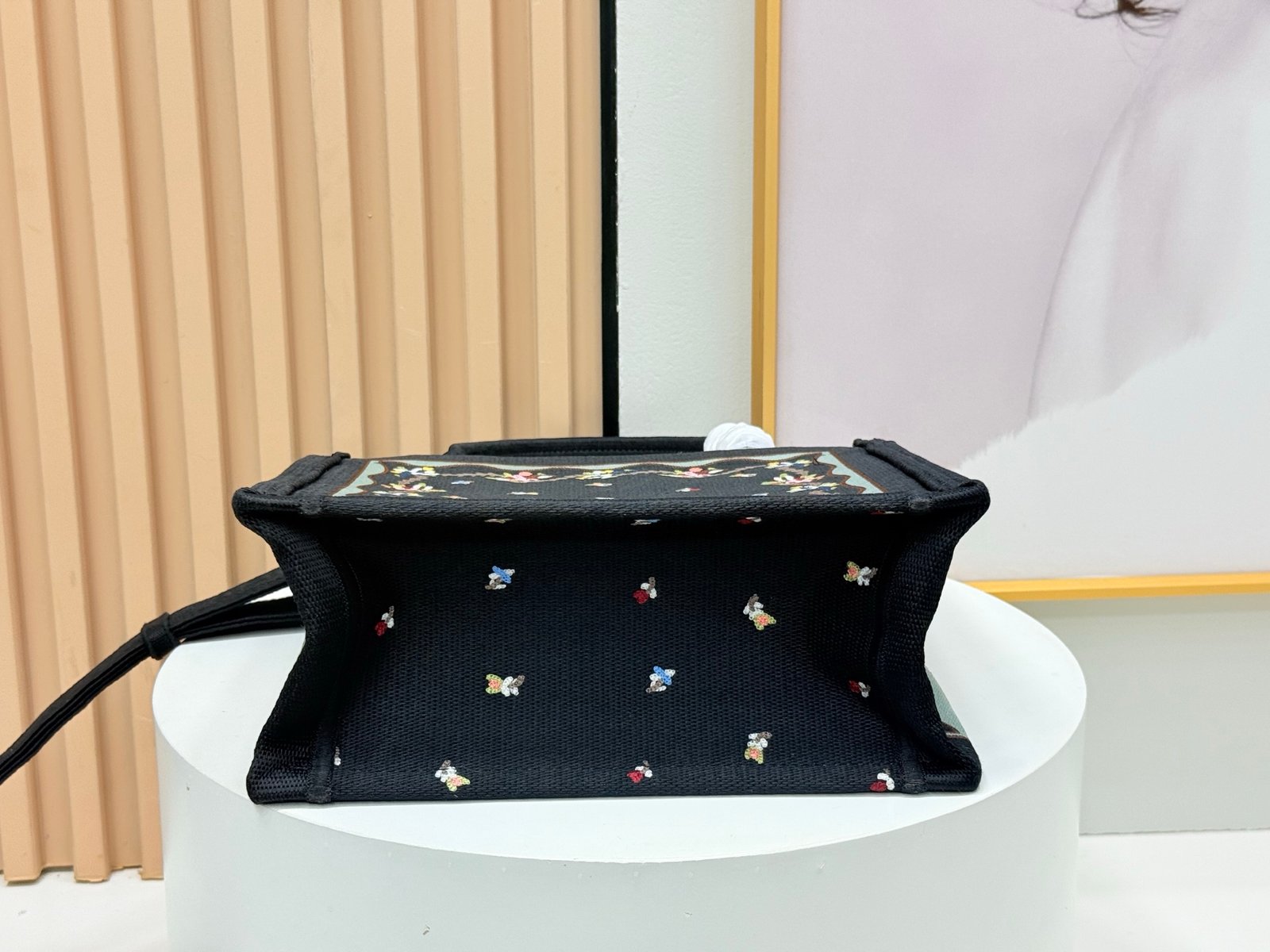 Dior Book Tote pequeño con bandolera - Imagen 6