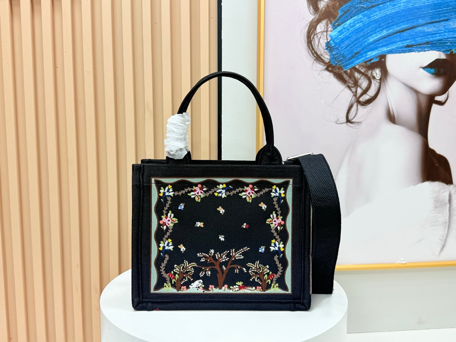 Dior Book Tote pequeño con bandolera - Imagen 4