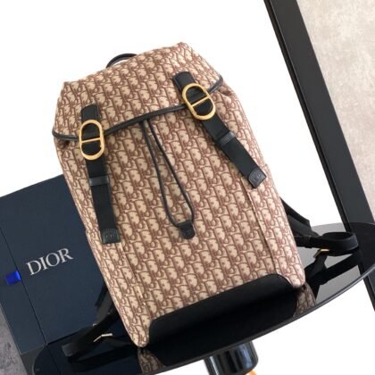 Mochila Dior Jett con solapa