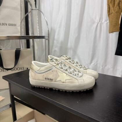 Super-Star Ski Golden Goose