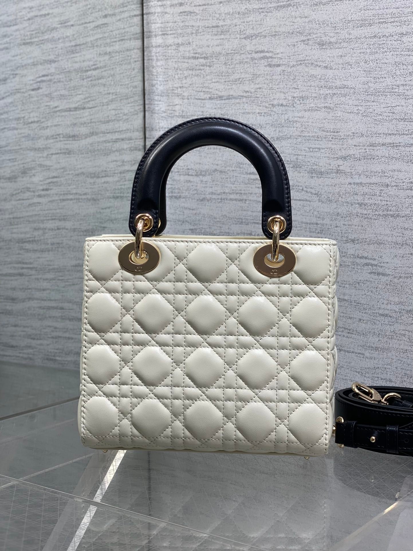 Bolso pequeño Lady Dior My ABCDior - Imagen 4