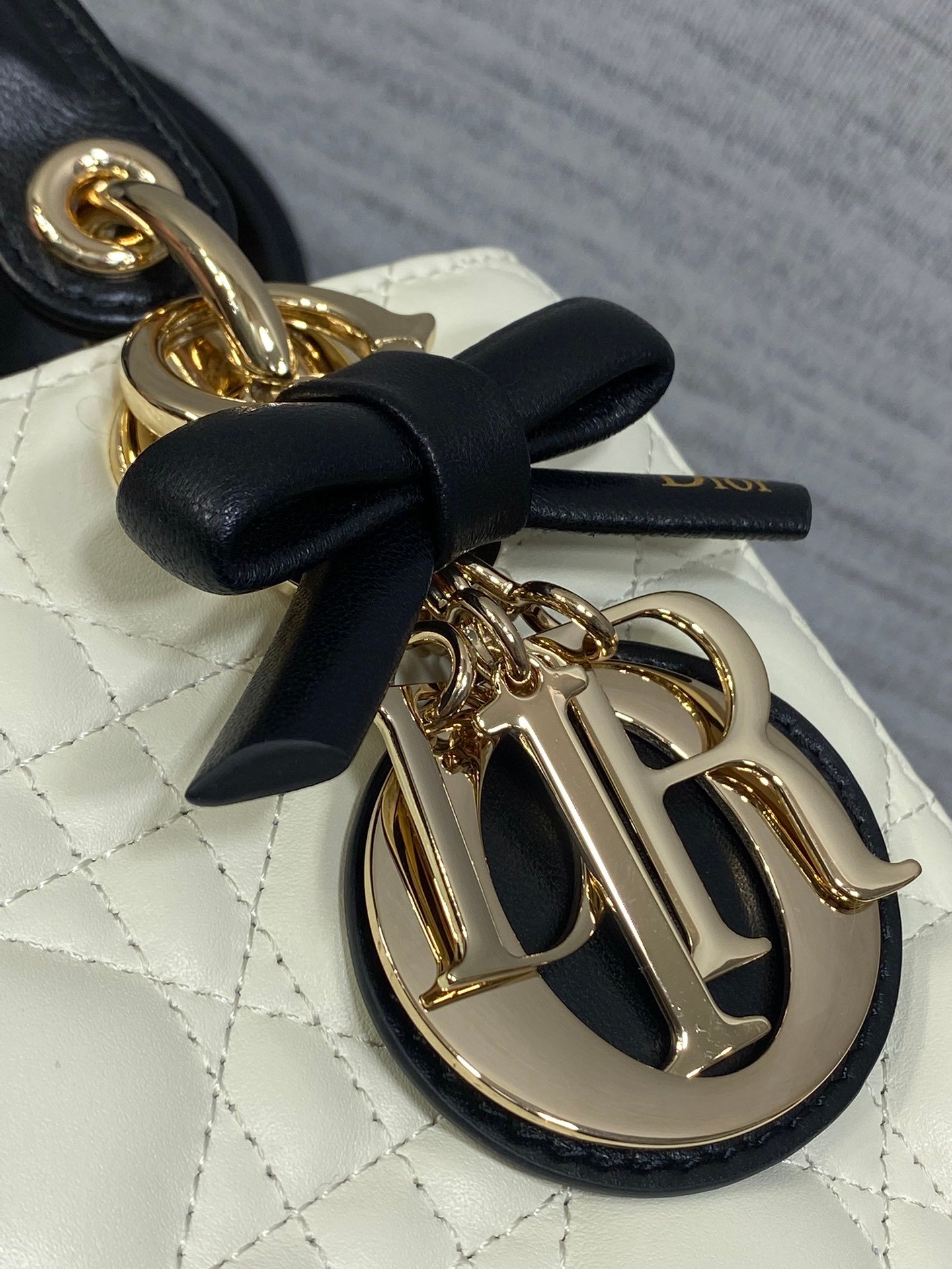 Bolso pequeño Lady Dior My ABCDior - Imagen 5