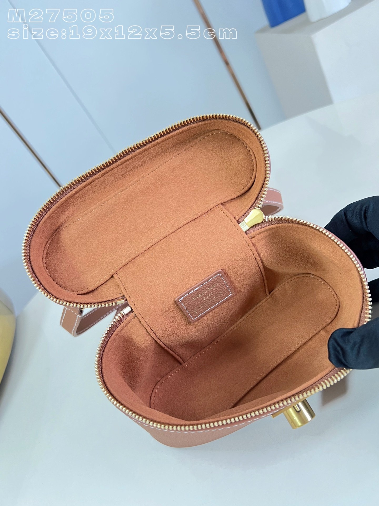 Bolso Low Key Vanity Pouch Louis Vuitton - Imagen 8