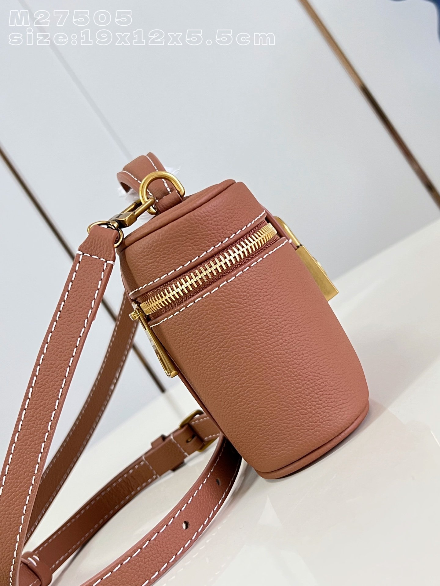 Bolso Low Key Vanity Pouch Louis Vuitton - Imagen 2