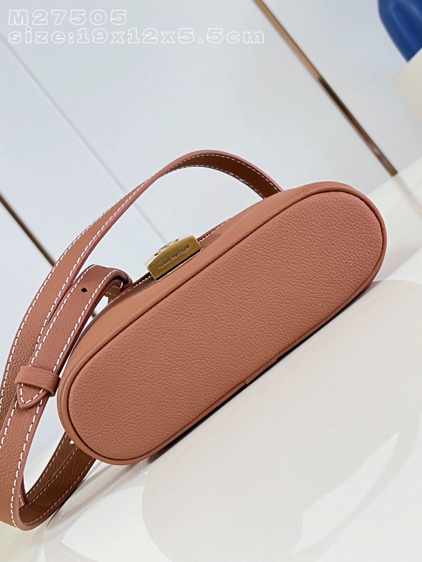 Bolso Low Key Vanity Pouch Louis Vuitton - Imagen 4