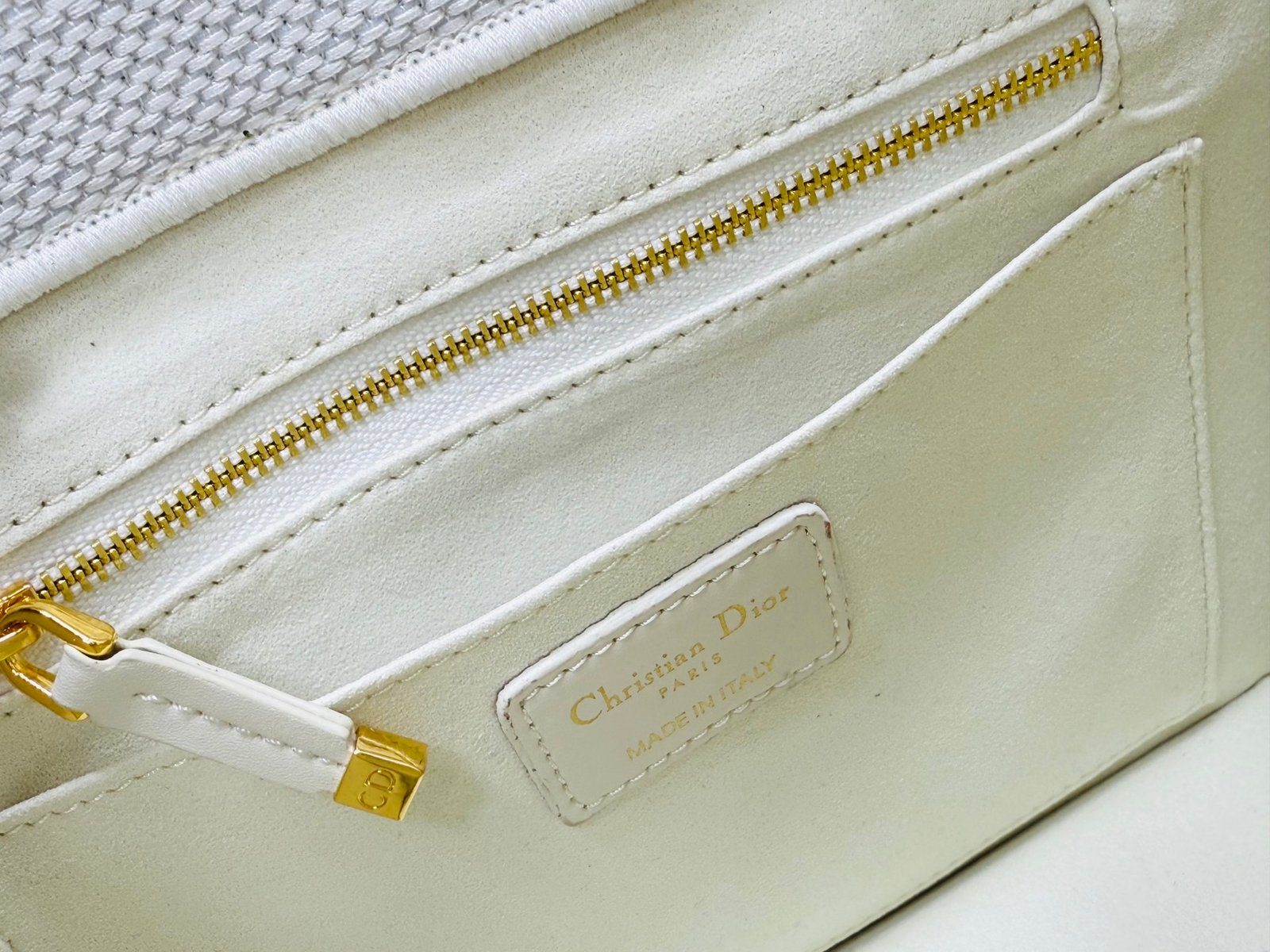 Dior Book Tote pequeño con bandolera - Imagen 9
