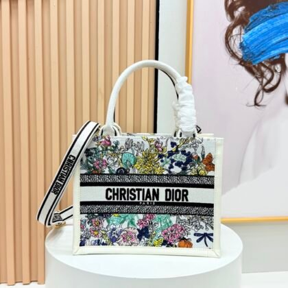 Dior Book Tote pequeño con bandolera
