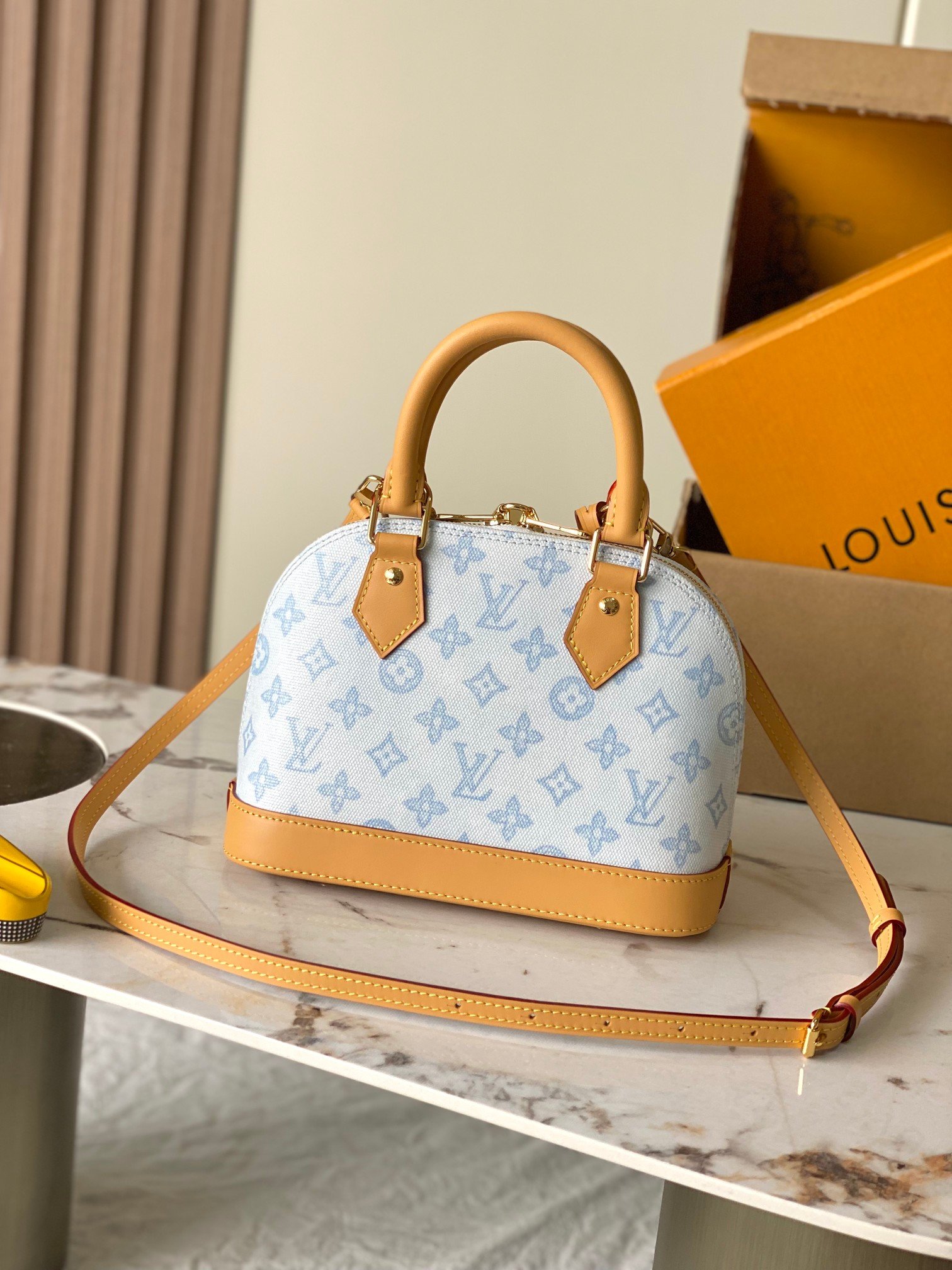 Bolso Alma BB Louis Vuitton - Imagen 3