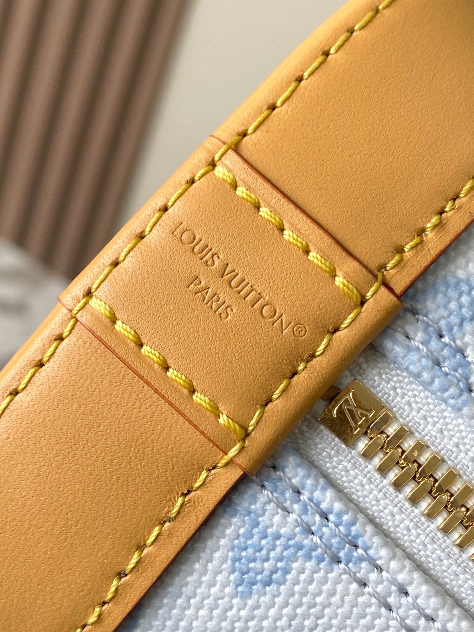 Bolso Alma BB Louis Vuitton - Imagen 8