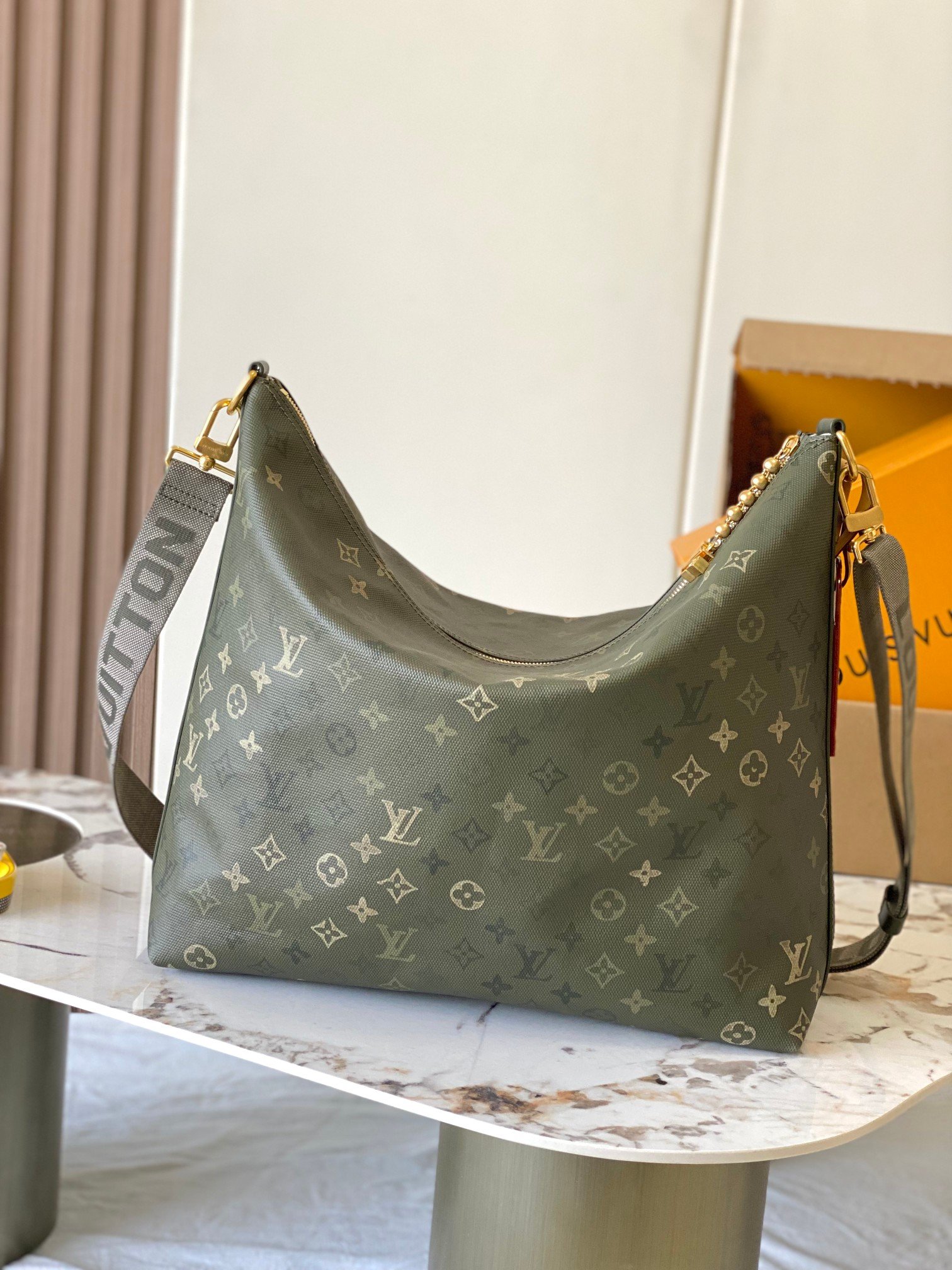 Bolso Vagabond Hobo Louis Vuitton - Imagen 3