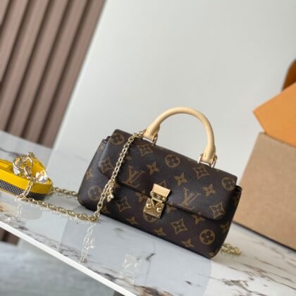 Bolso Nano Madeleine Louis Vuitton