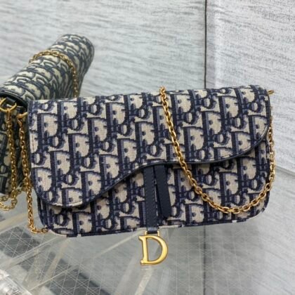Bolso de mano mediano Saddle con cadena Dior