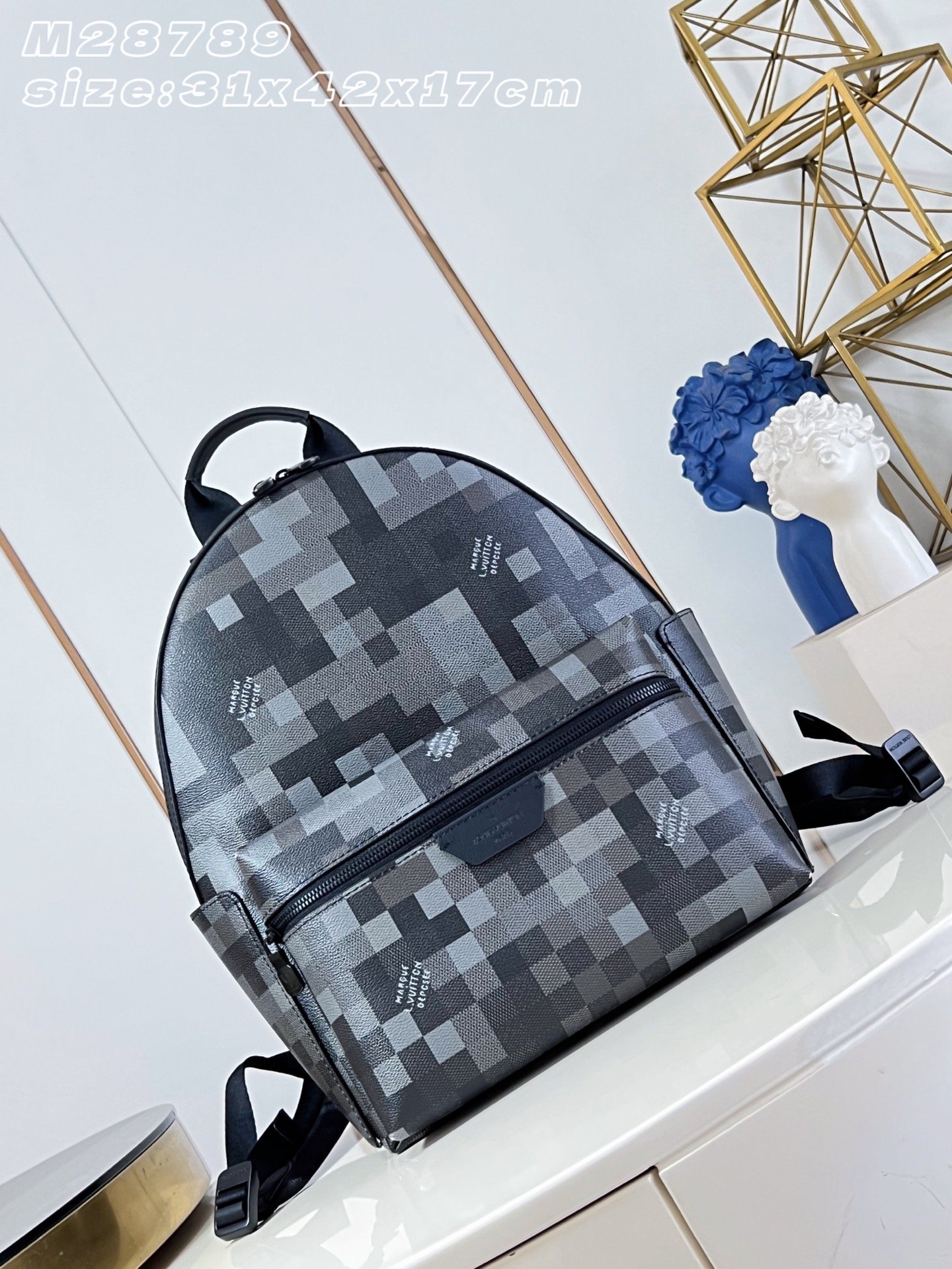 Mochila Discovery PM Louis Vuitton