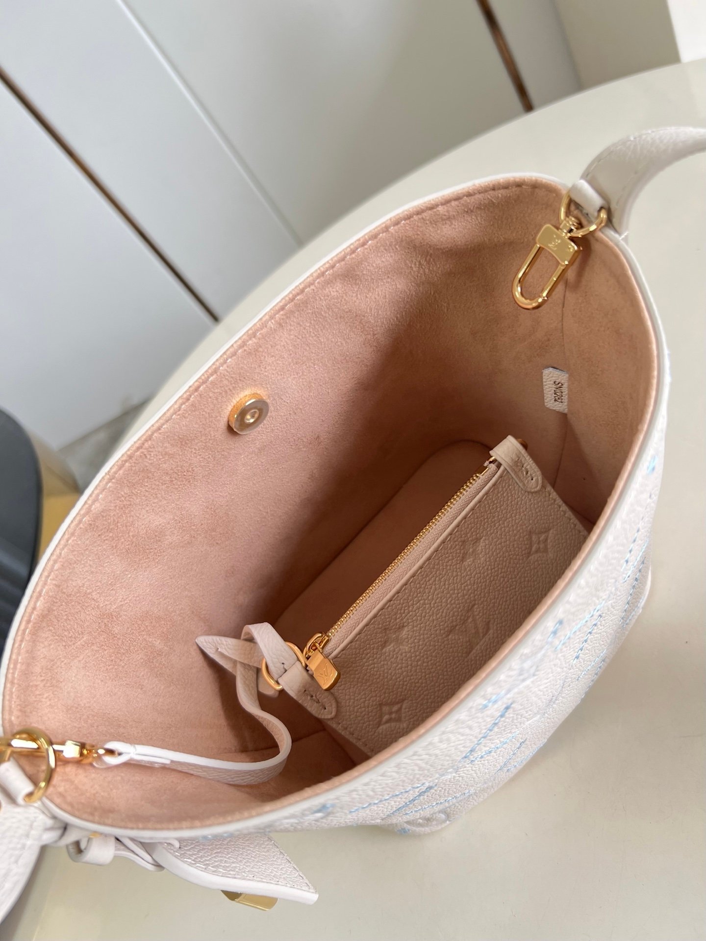 Bolso All In BB Louis Vuitton - Imagen 8