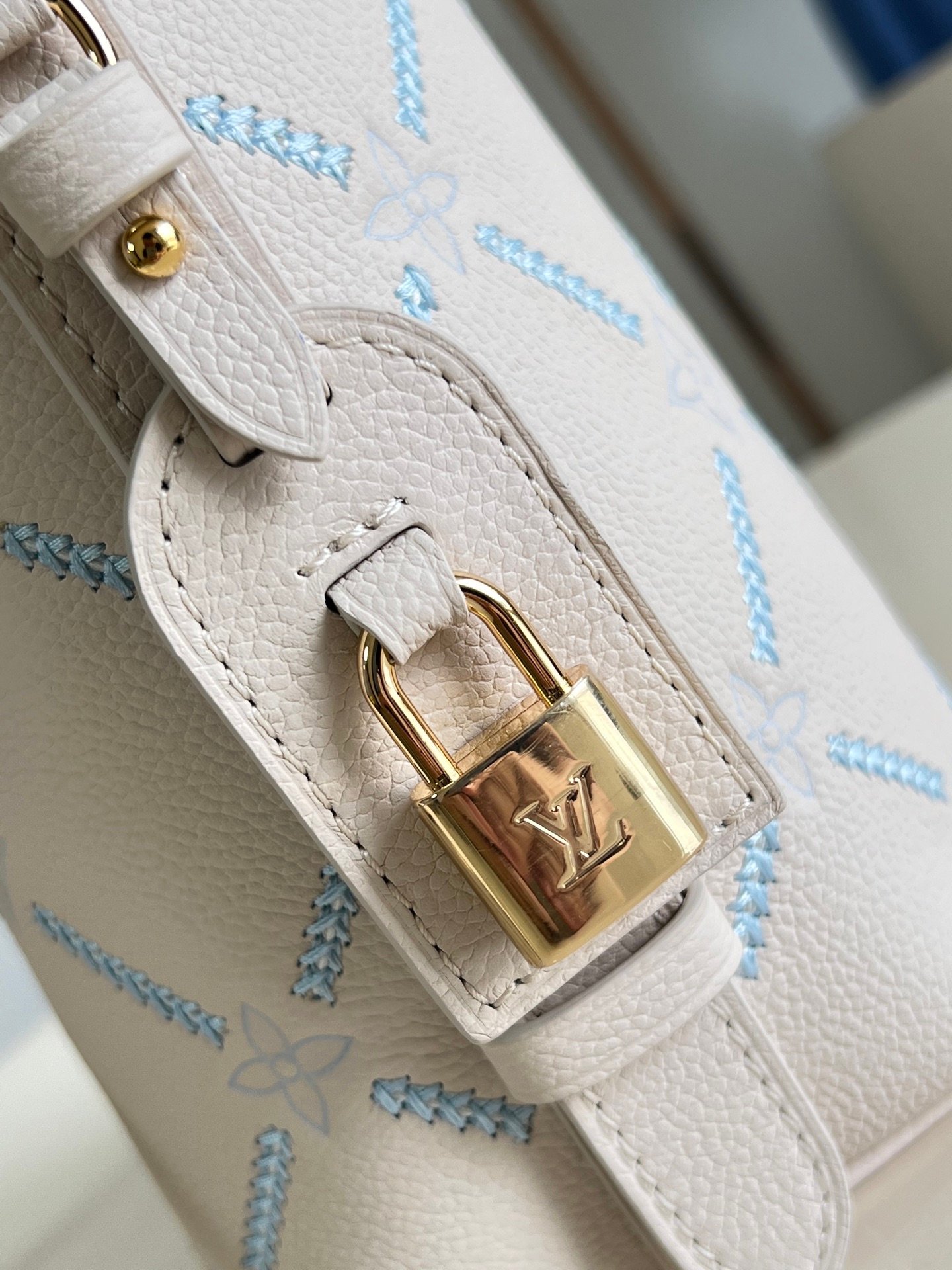 Bolso All In BB Louis Vuitton - Imagen 4