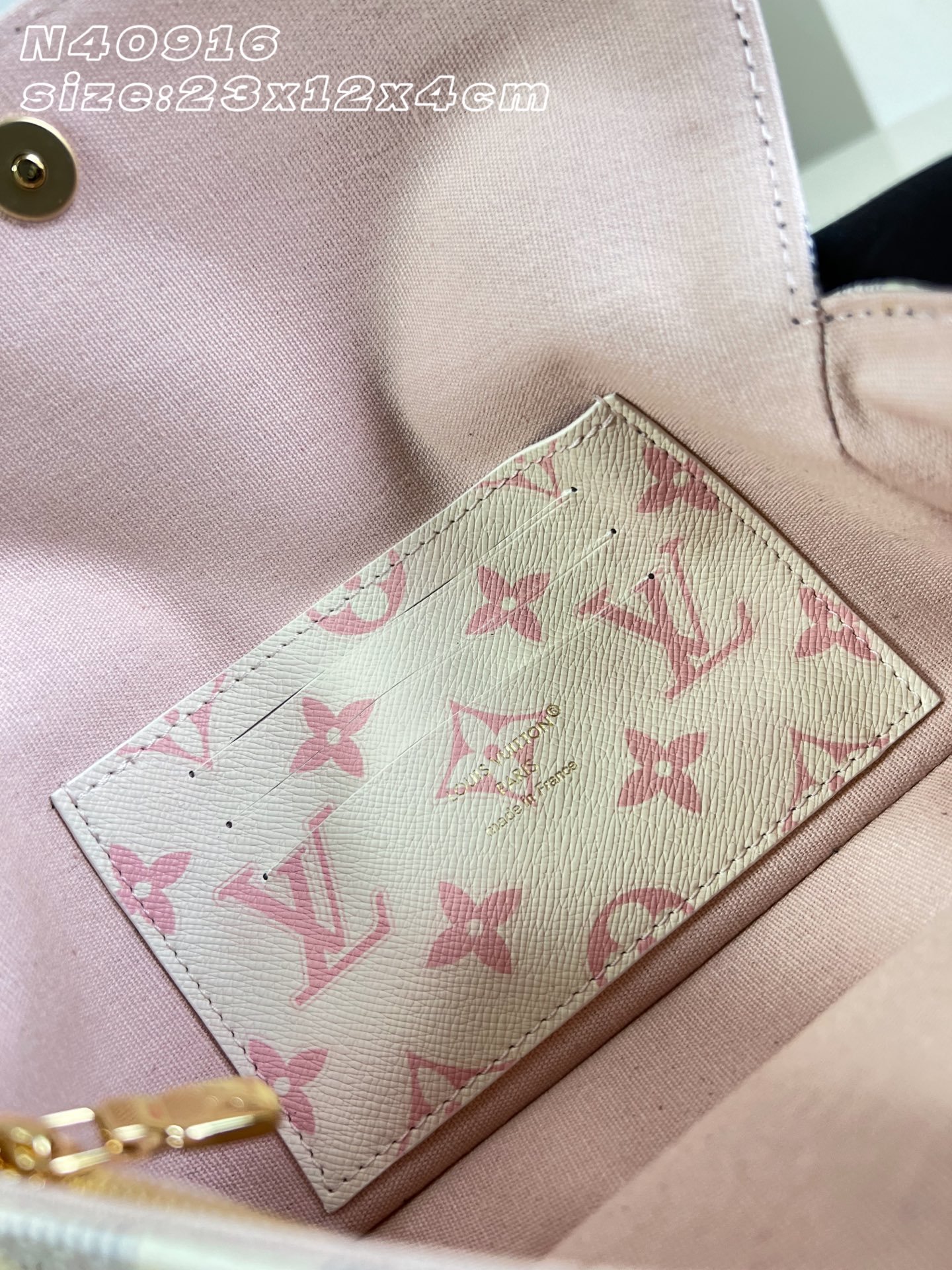 Cartera de mano Ivy con cadena Louis Vuitton - Imagen 8