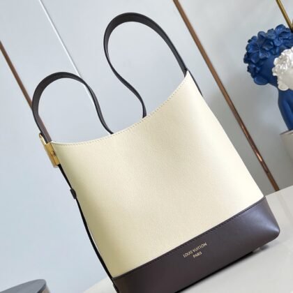 Bolso Low Key Hobo PM Louis Vuitton