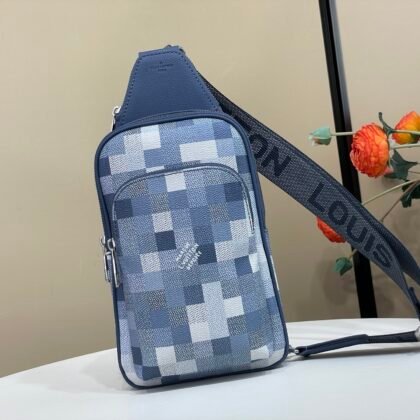 Mochila bandolera Avenue Louis Vuitton