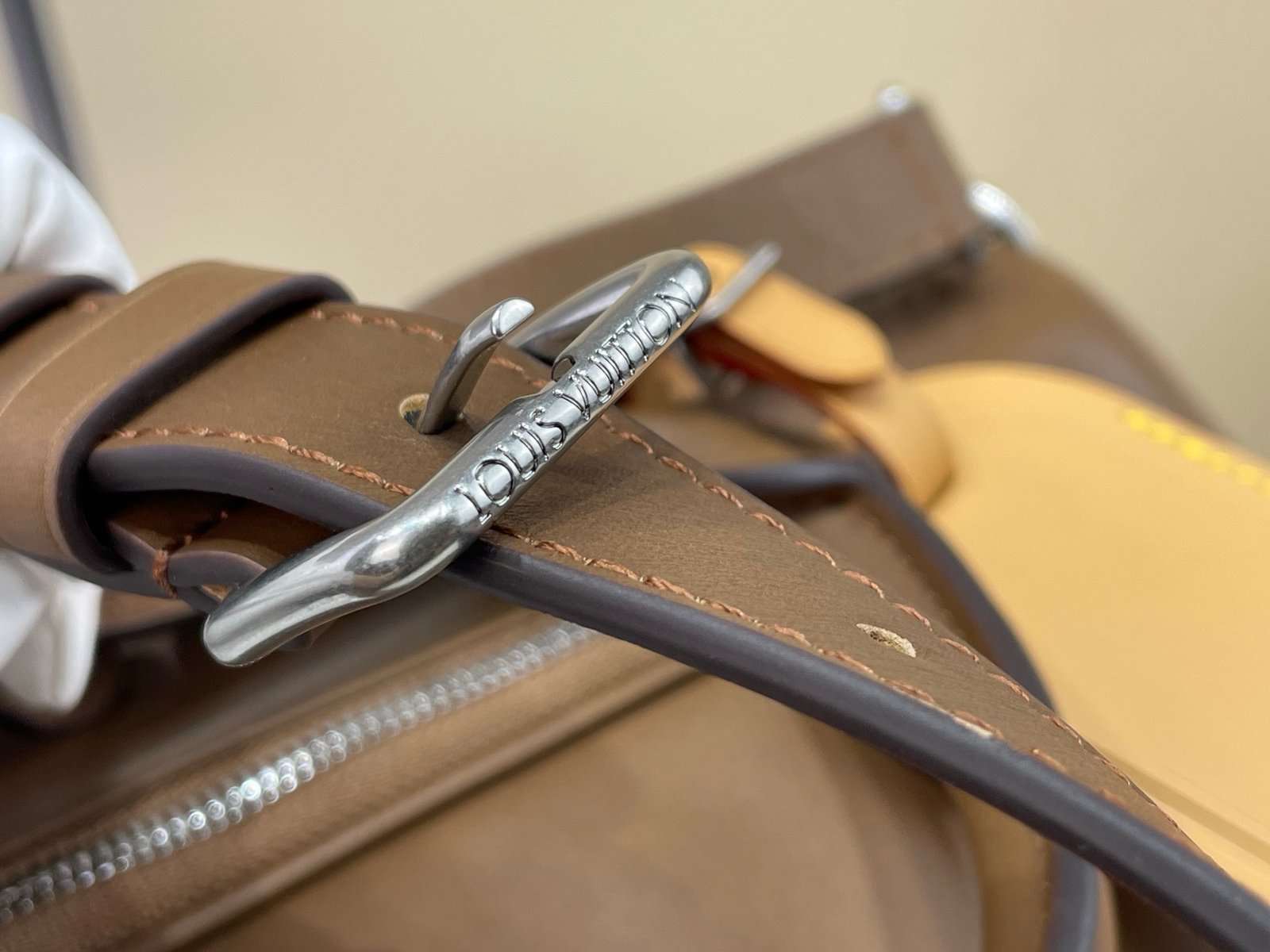 Bolsa de viaje Keepall Cargo 35 con bandolera Louis Vuitton - Imagen 7