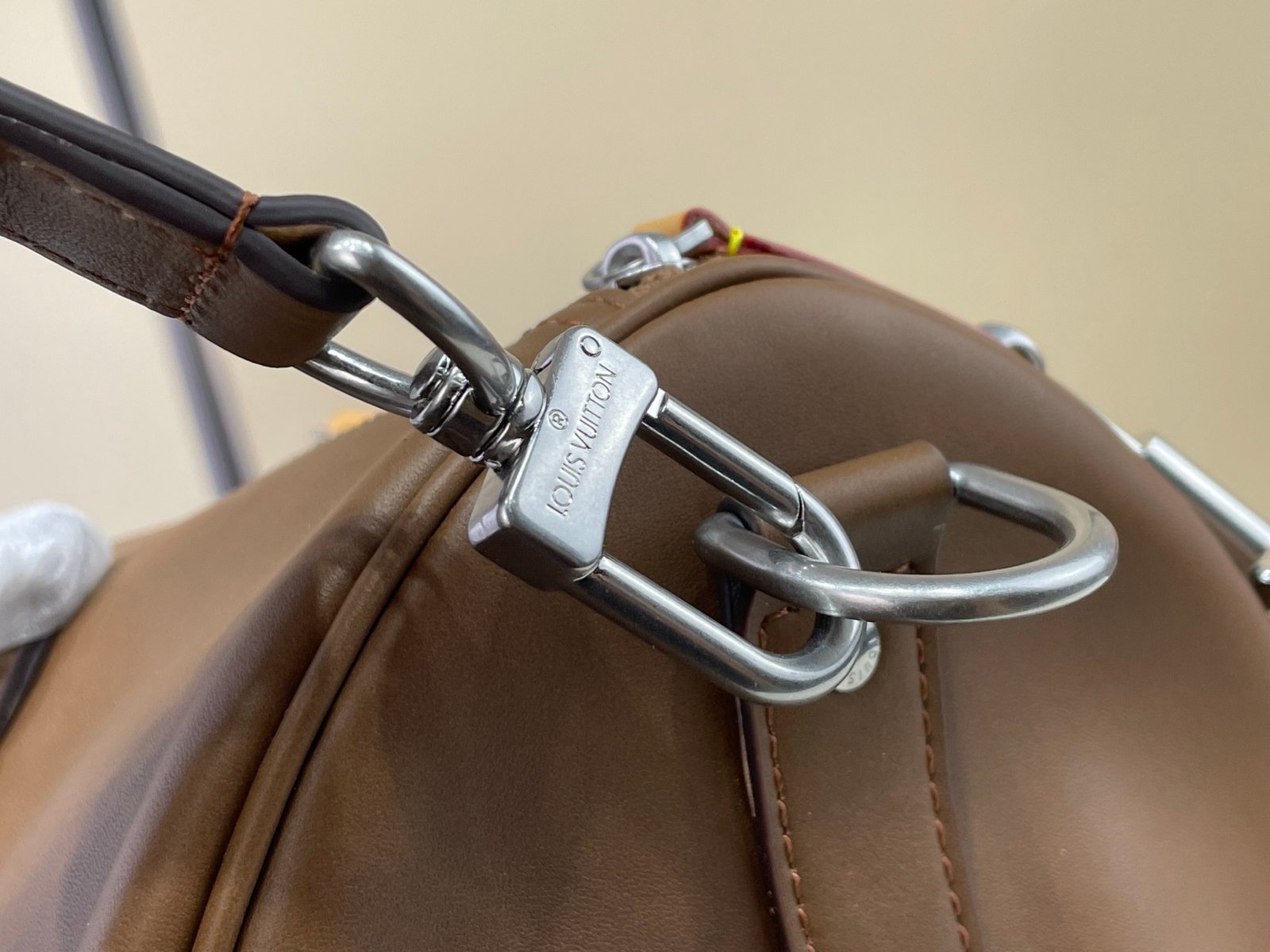 Bolsa de viaje Keepall Cargo 35 con bandolera Louis Vuitton - Imagen 6
