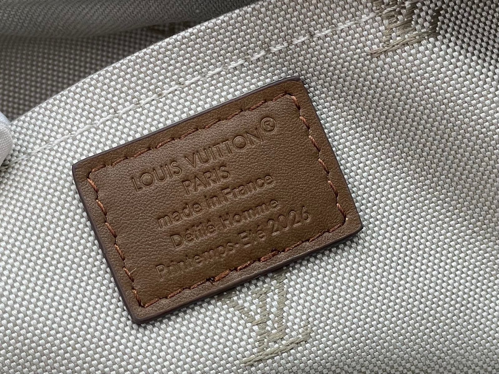 Bolsa de viaje Keepall Cargo 35 con bandolera Louis Vuitton - Imagen 11