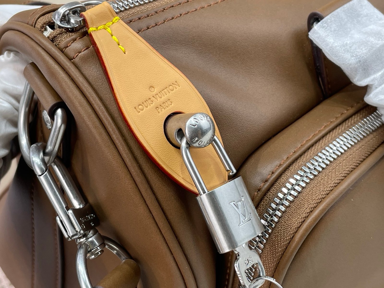 Bolsa de viaje Keepall Cargo 35 con bandolera Louis Vuitton - Imagen 8