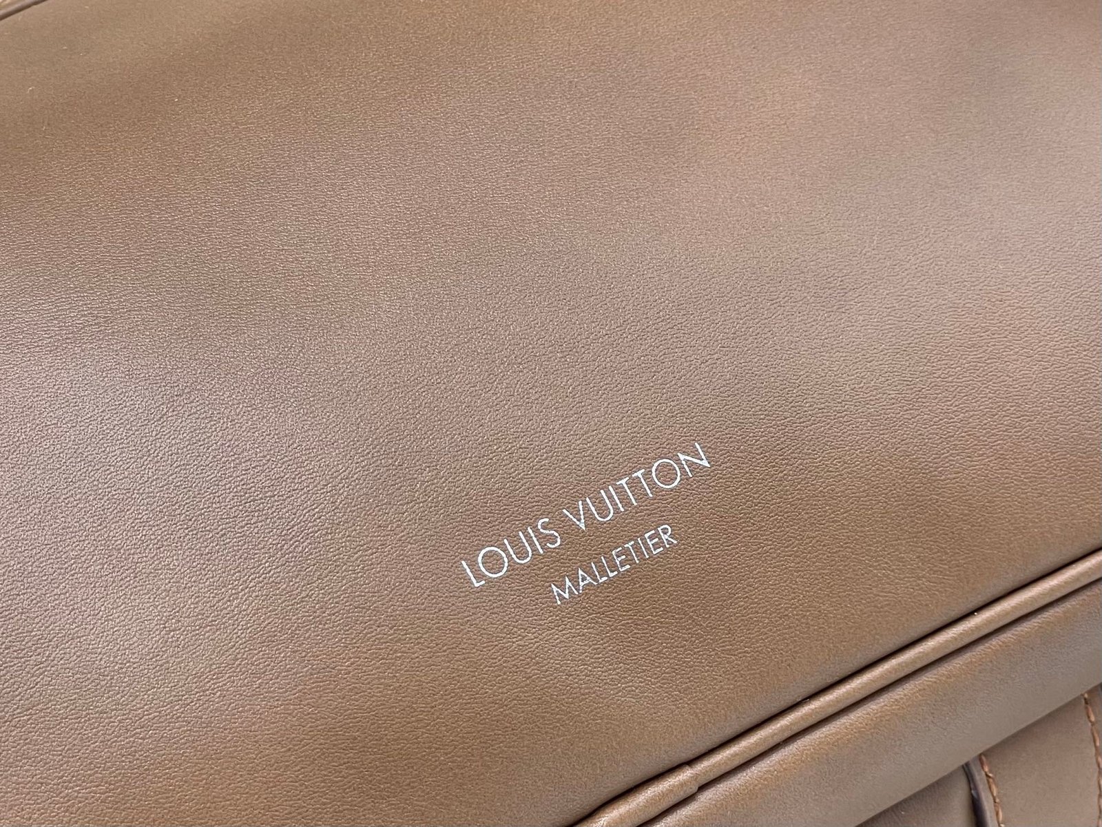 Bolsa de viaje Keepall Cargo 35 con bandolera Louis Vuitton - Imagen 9