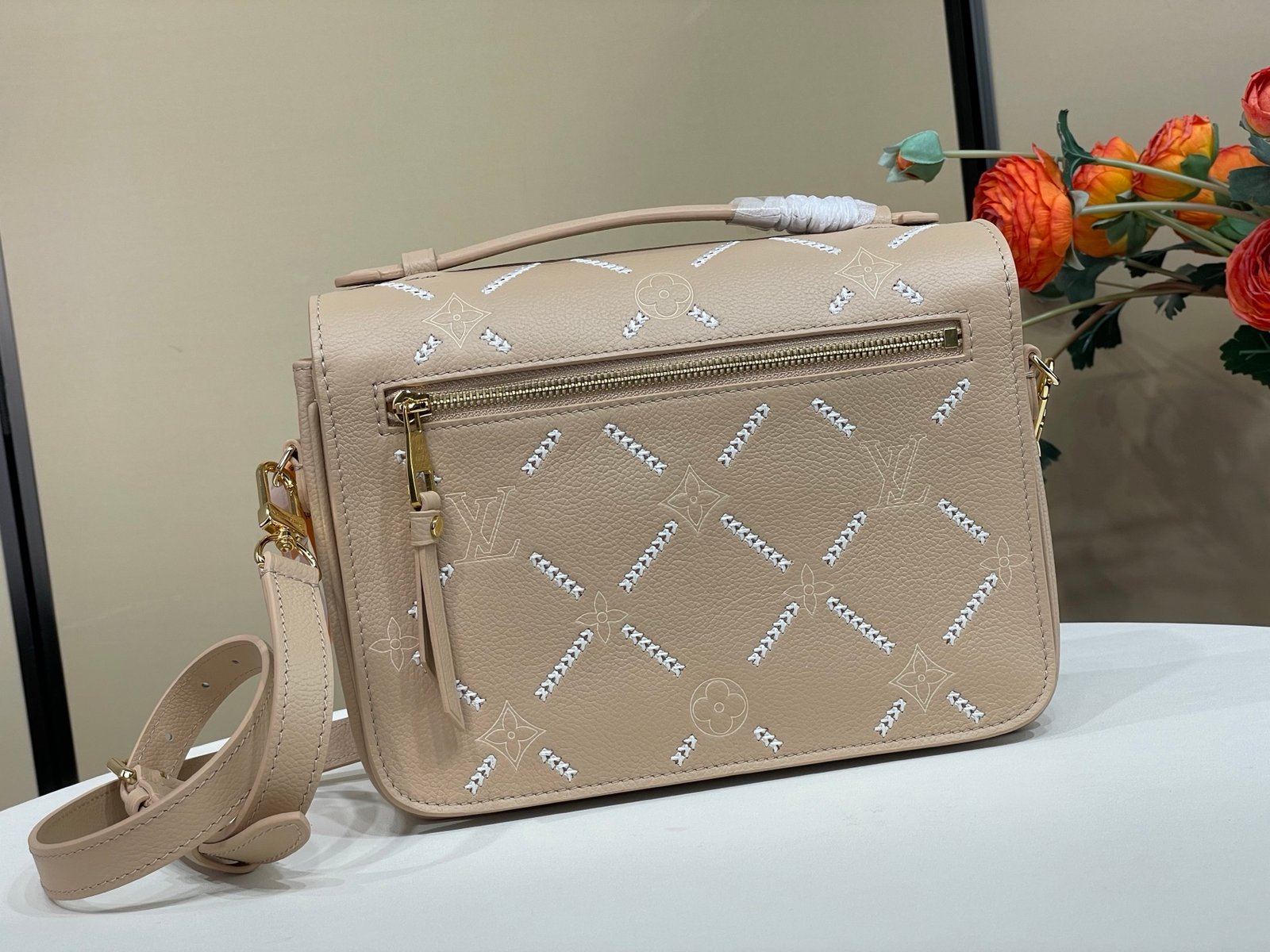 Bolso Pochette Métis MM Louis Vuitton - Imagen 3