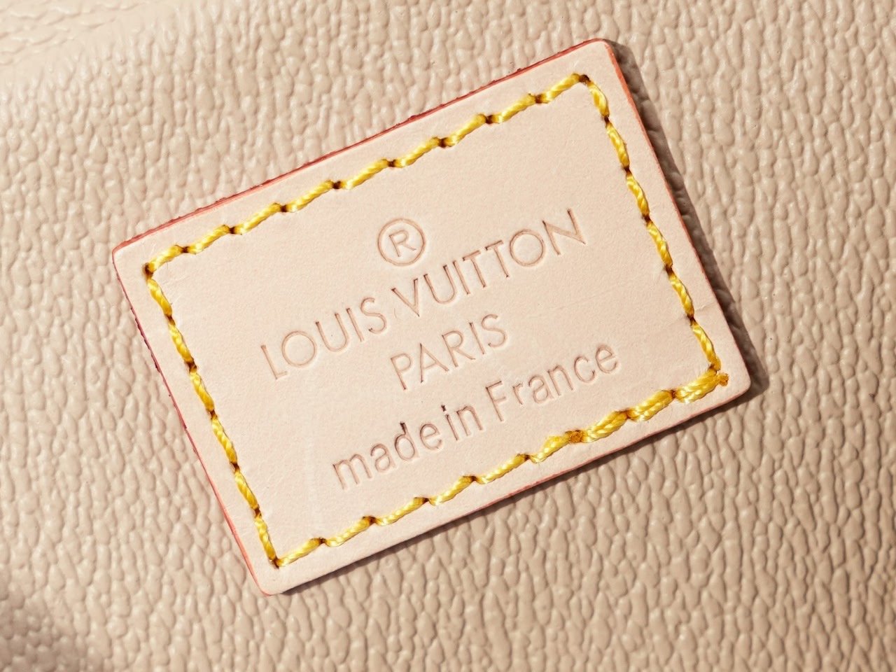 Neceser Nice BB Louis Vuitton - Imagen 9