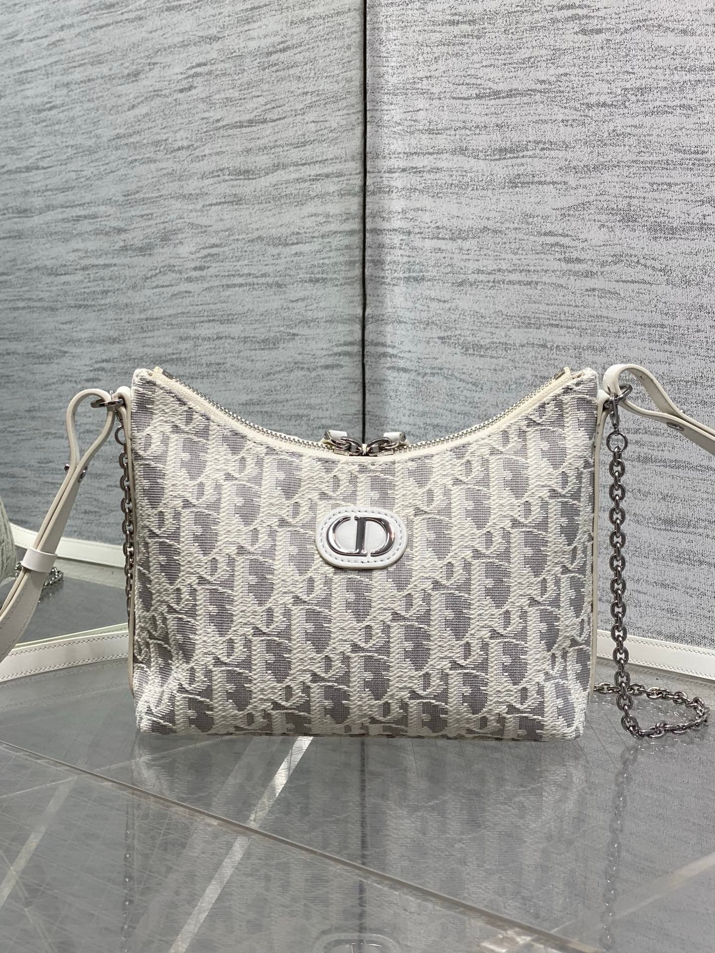 Minibolso Miss Caro Diorling con cadena Dior - Imagen 2