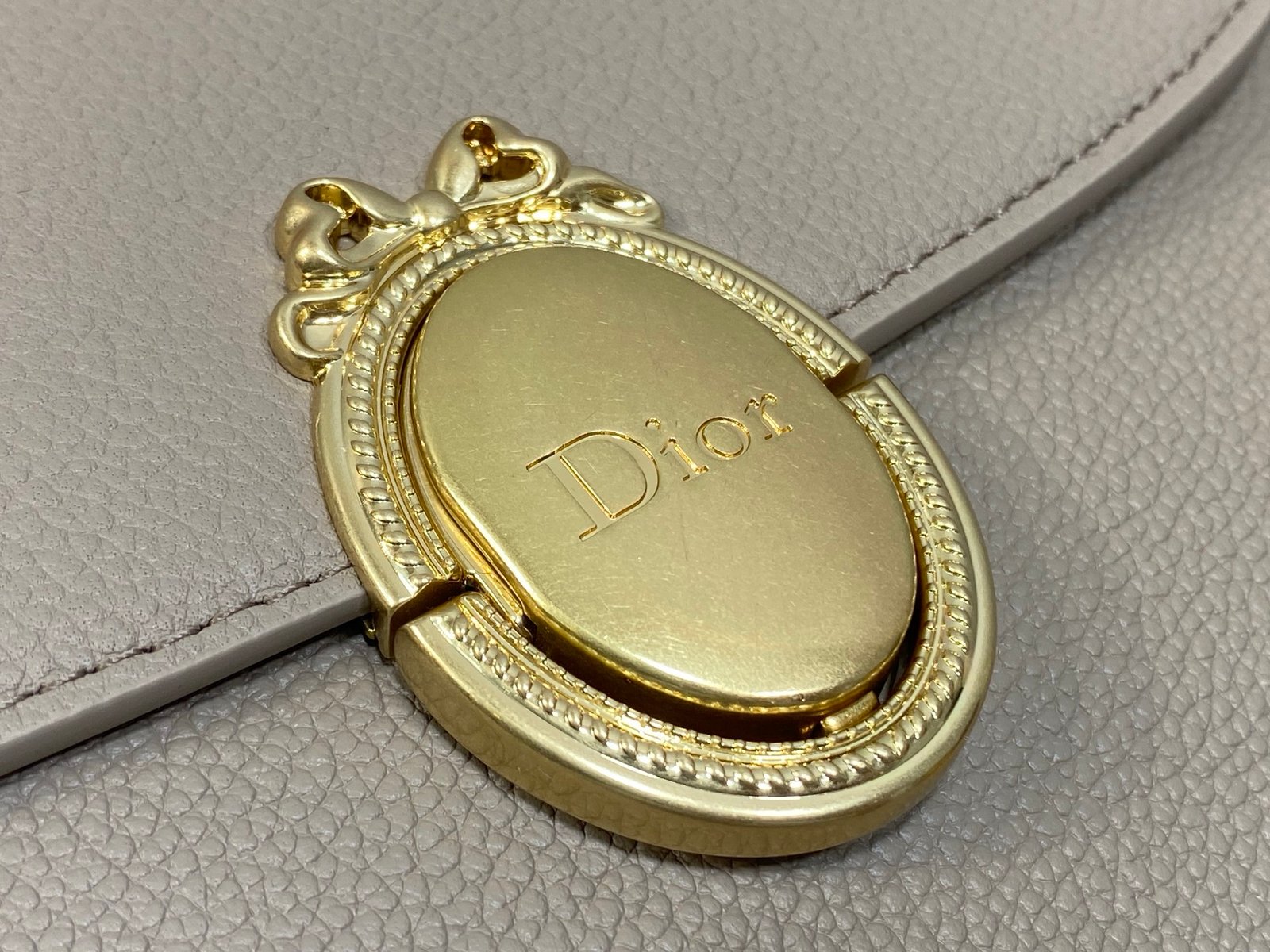 Bolso Dior Médaillon con solapa - Imagen 6