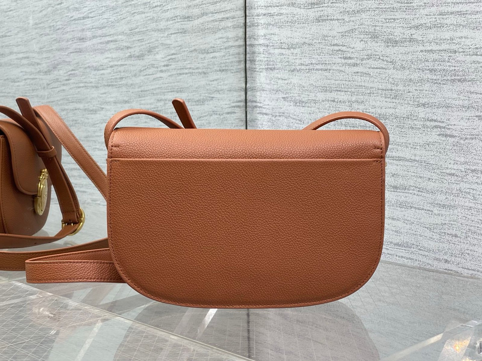 Bolso Dior Médaillon con solapa - Imagen 3