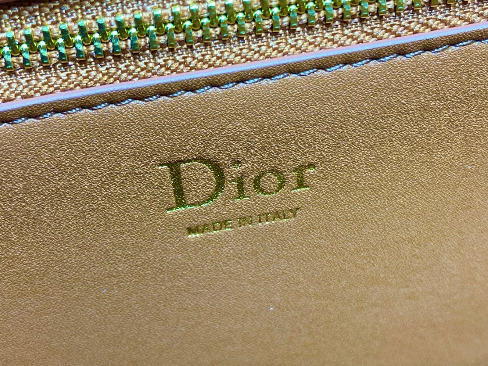 Bolso Dior Médaillon con solapa - Imagen 9