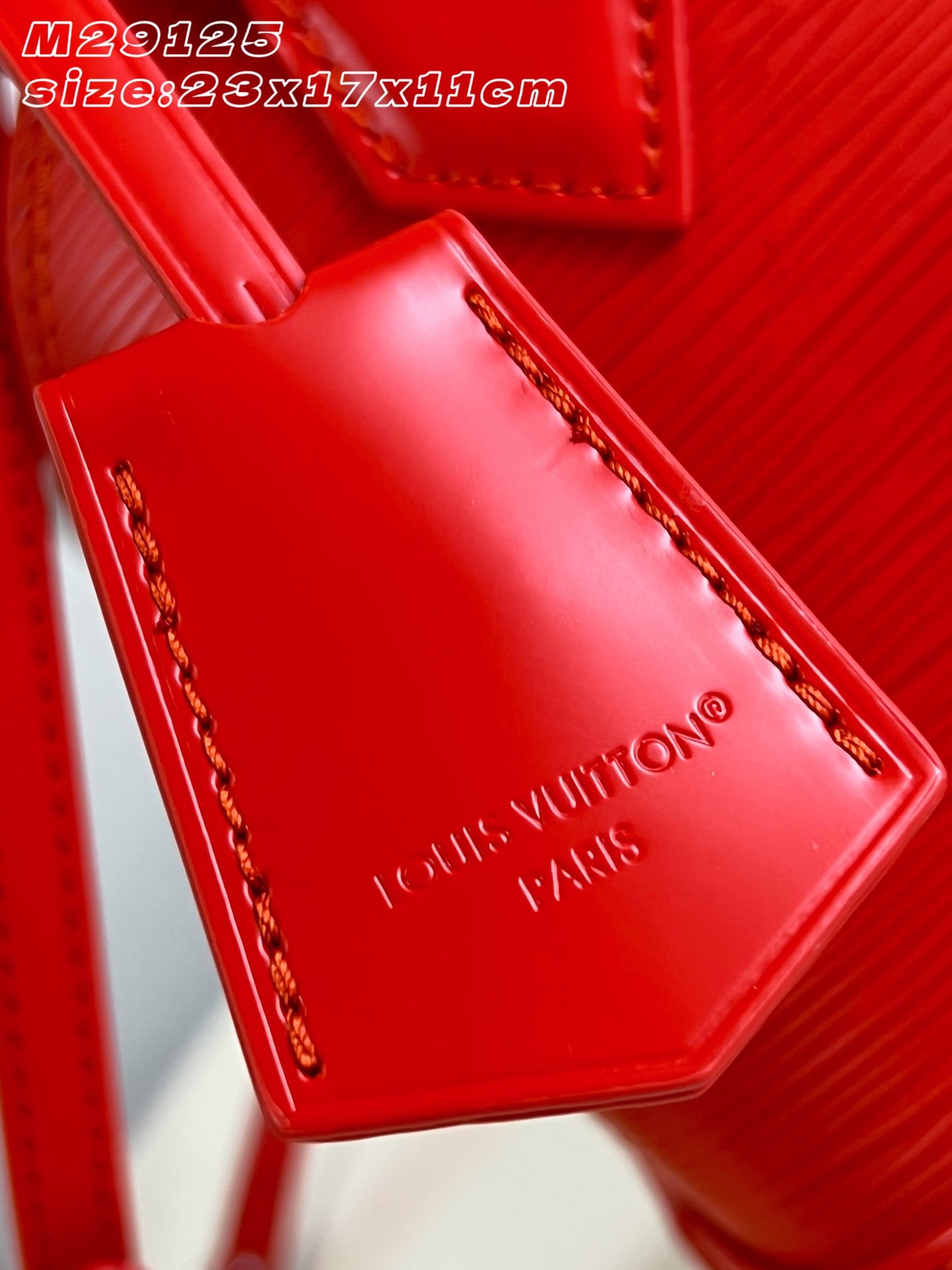 Bolso Alma BB Louis Vuitton - Imagen 4