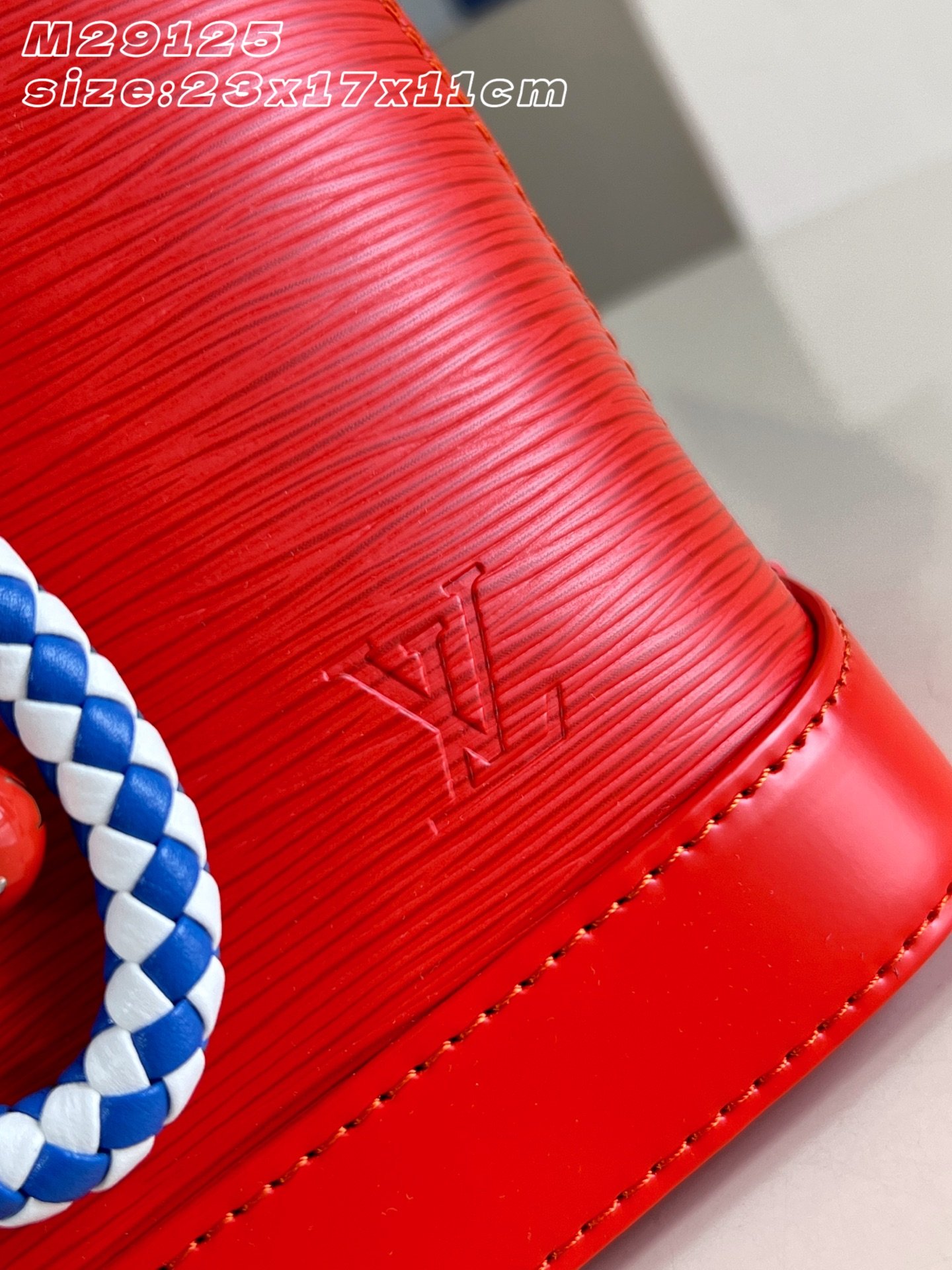 Bolso Alma BB Louis Vuitton - Imagen 2