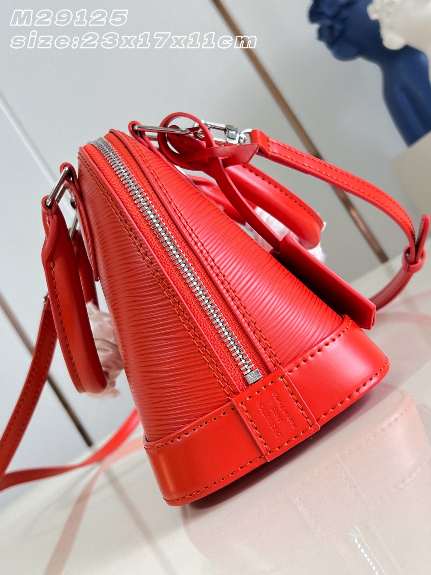 Bolso Alma BB Louis Vuitton - Imagen 5
