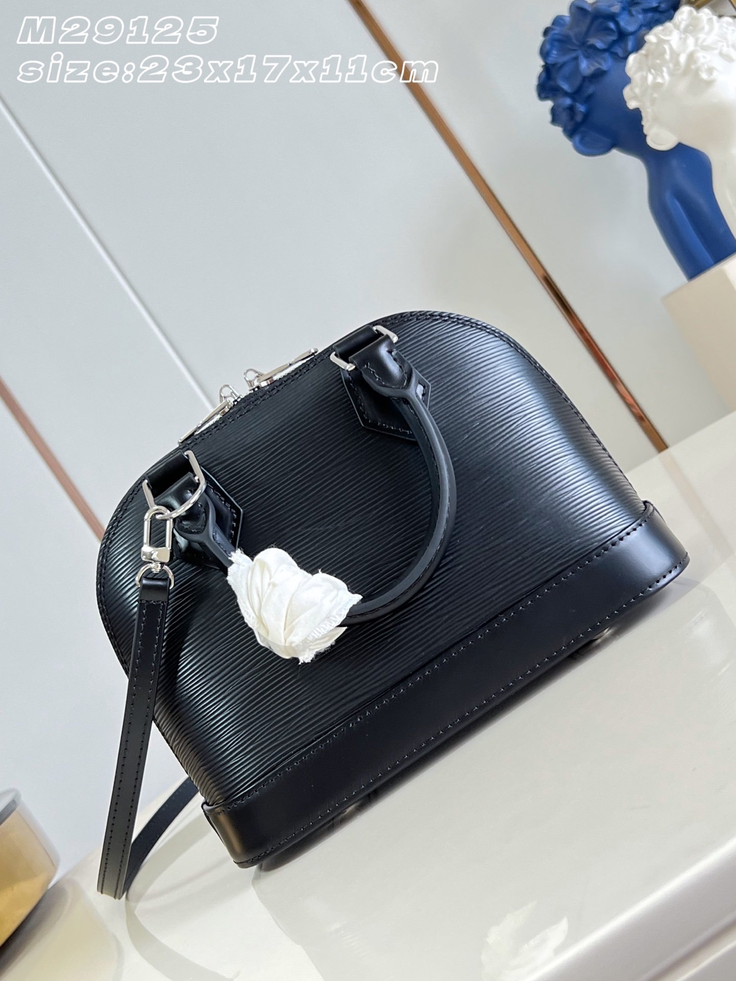 Bolso Alma BB Louis Vuitton - Imagen 8