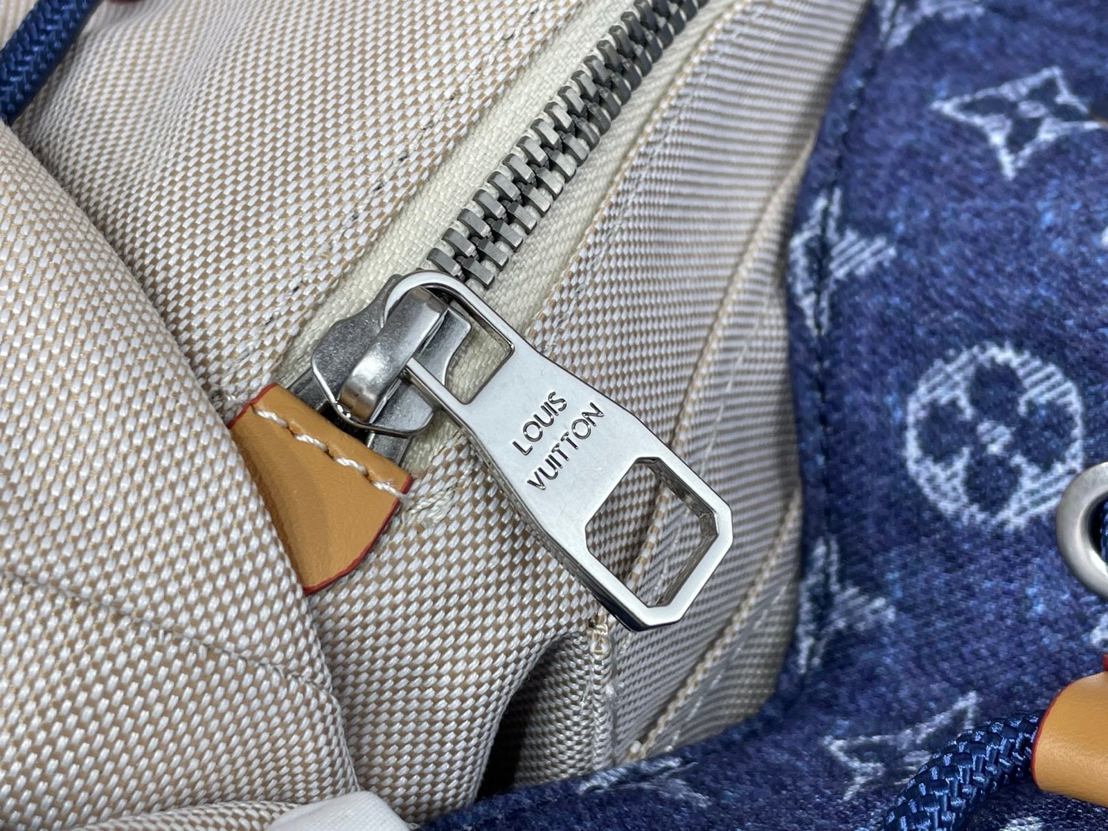 Mochila Christopher MM Louis Vuitton - Imagen 9